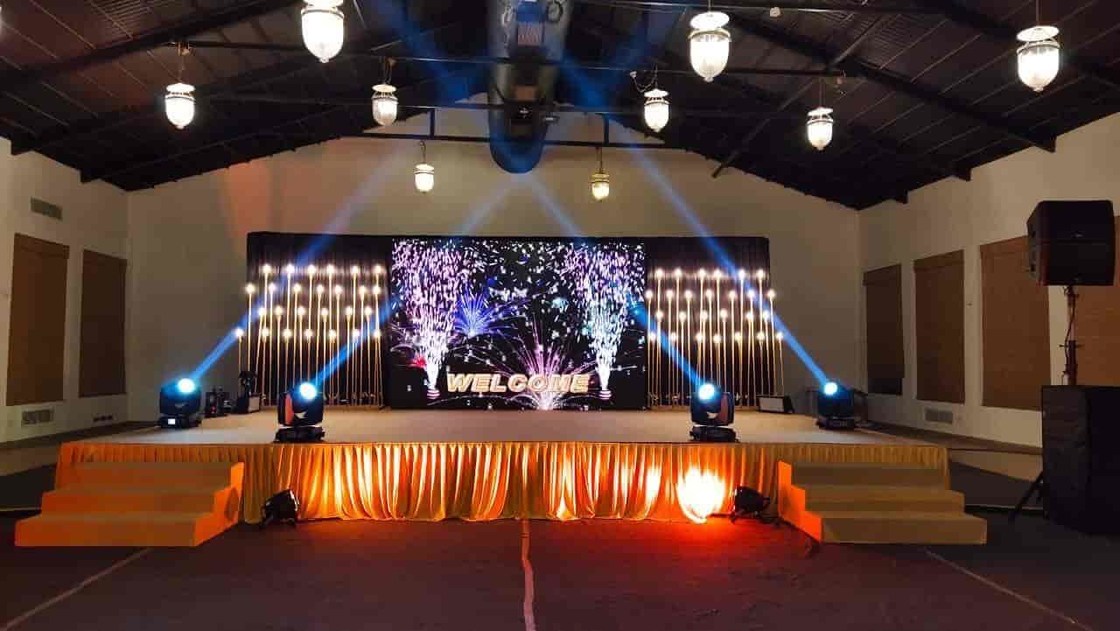 জলরোধী এসএমডি ভাড়া এলইডি ডিসপ্লে ওয়াল বহুমুখী পূর্ণ রঙ