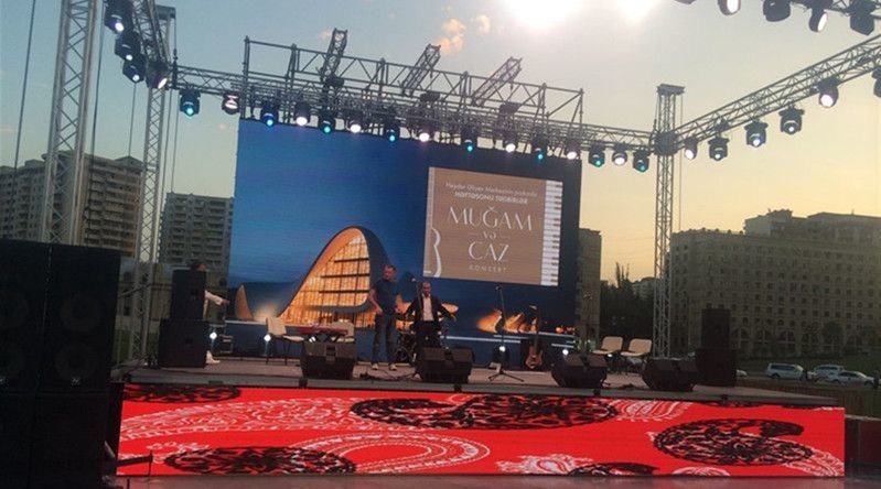 বাণিজ্যিক এইচডি ভাড়া LED ডিসপ্লে নমনীয় 3D ফুল কালার SMD1921