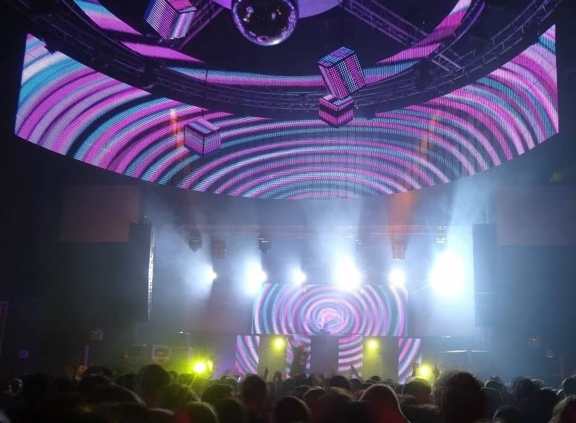 ইভেন্টের জন্য 160x320 মিমি স্টেজ LED ভিডিও ওয়াল মাল্টিফাংশনাল নমনীয়